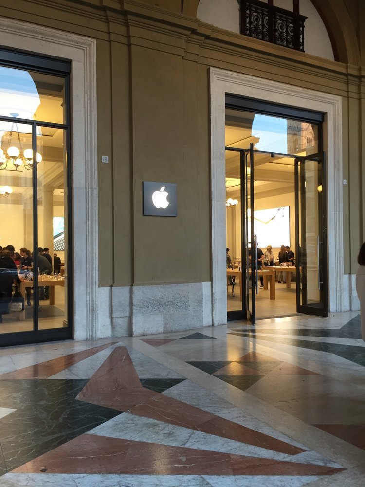 Firenze Apple Shop