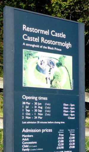 Restormel Castle Cornwall 2015-019